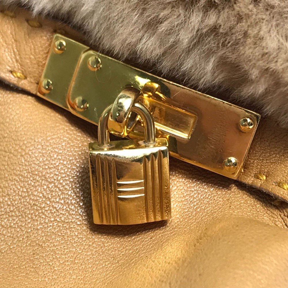 HERMES Cream Leather Love Gloves - Picture 5 of 11
